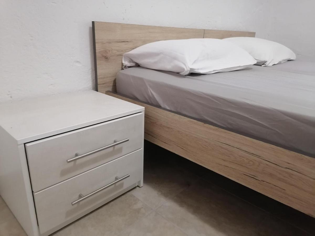 Apartman Milan Obrovac Exteriér fotografie